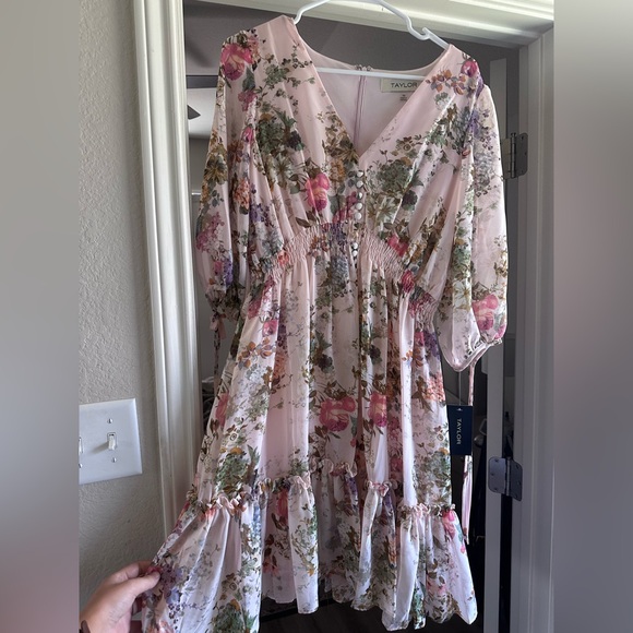 NWT Floral Midi Dress - Picture 3 of 5